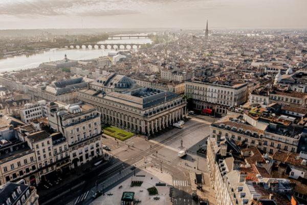 Magnifiques Appartements Climatises En Plein Coeur Des Chartrons Bordeaux Luaran gambar