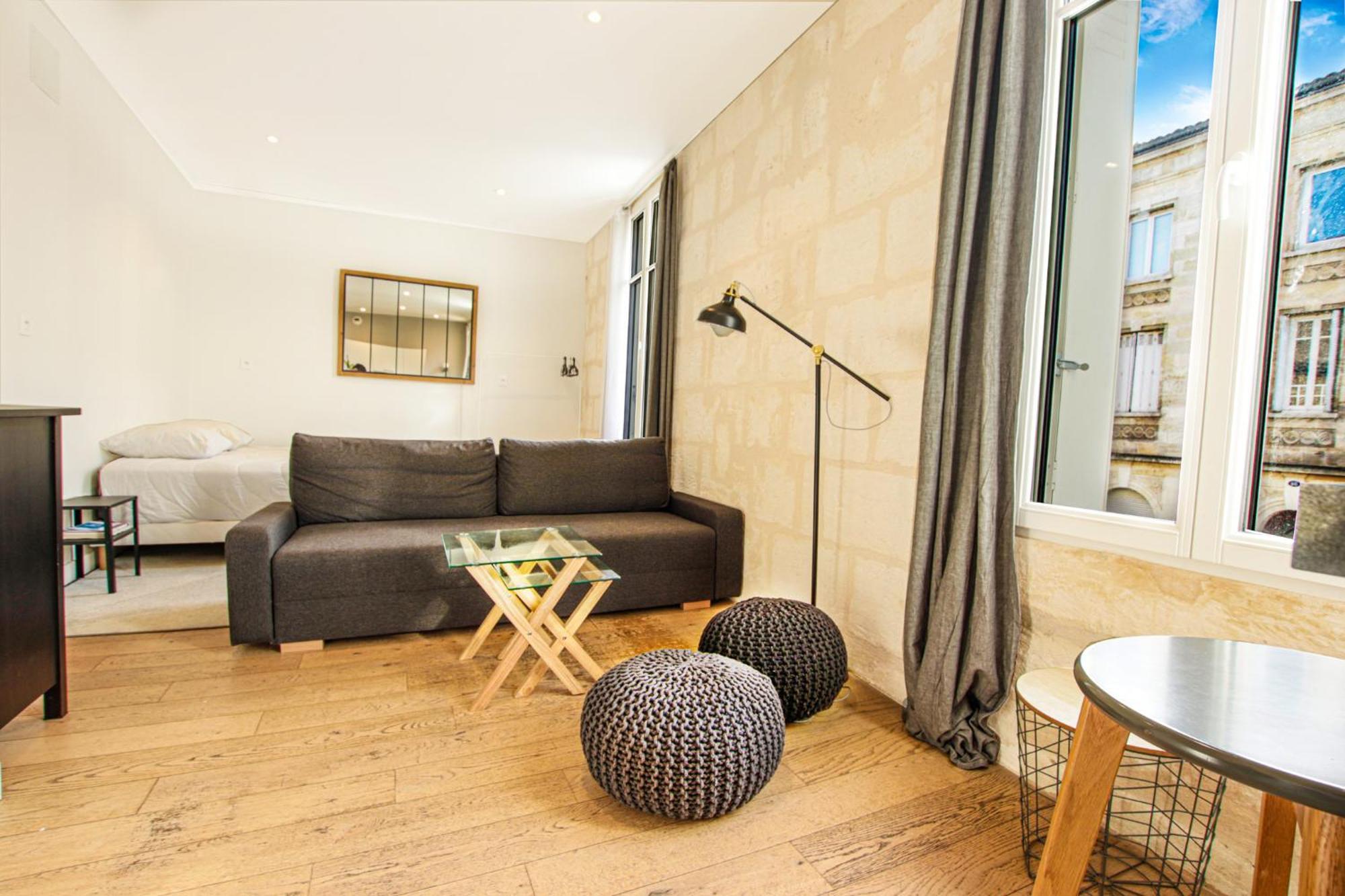 Magnifiques Appartements Climatises En Plein Coeur Des Chartrons Bordeaux Luaran gambar